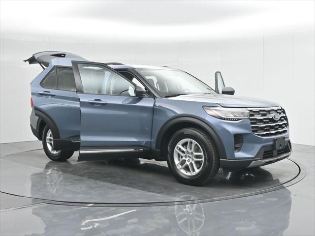 new 2025 Ford Explorer car, priced at $40,445