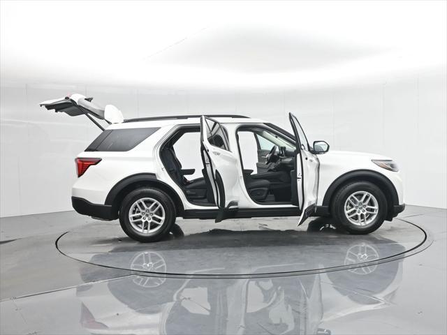 new 2025 Ford Explorer car, priced at $41,440