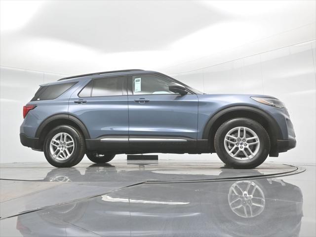 new 2025 Ford Explorer car, priced at $42,445