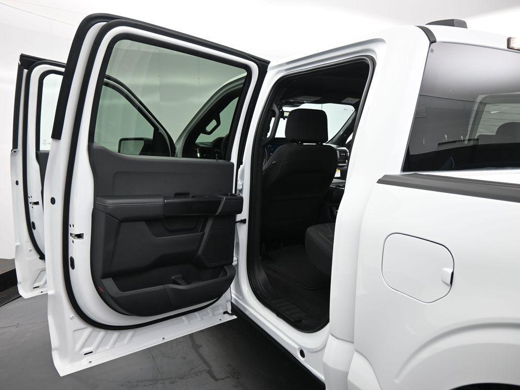 new 2025 Ford F-150 car, priced at $47,230