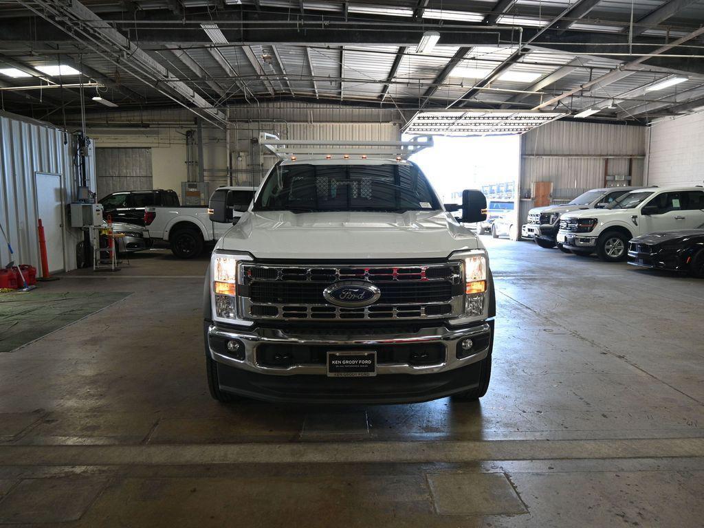 new 2025 Ford F-450 car, priced at $88,189