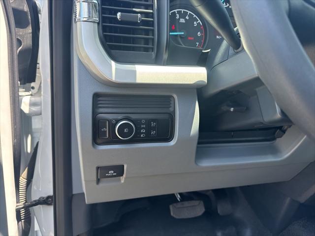 new 2024 Ford F-350 car, priced at $54,300