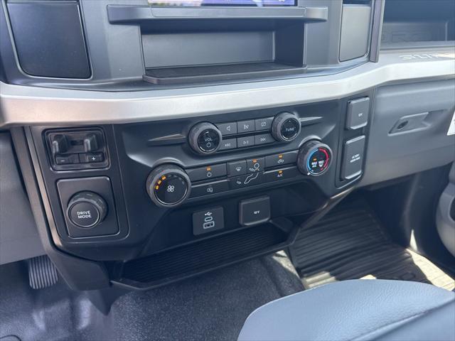 new 2024 Ford F-350 car, priced at $54,300
