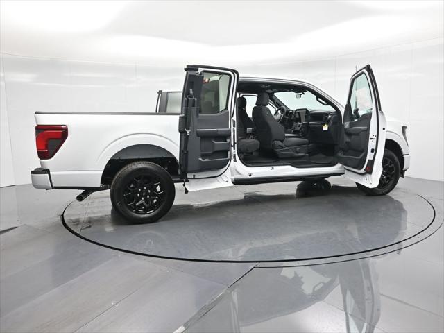 new 2025 Ford F-150 car, priced at $40,957