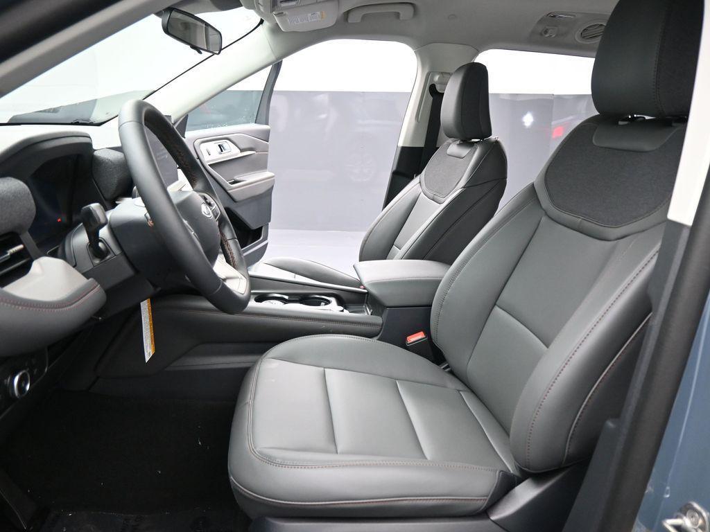 new 2025 Ford Explorer car, priced at $44,865