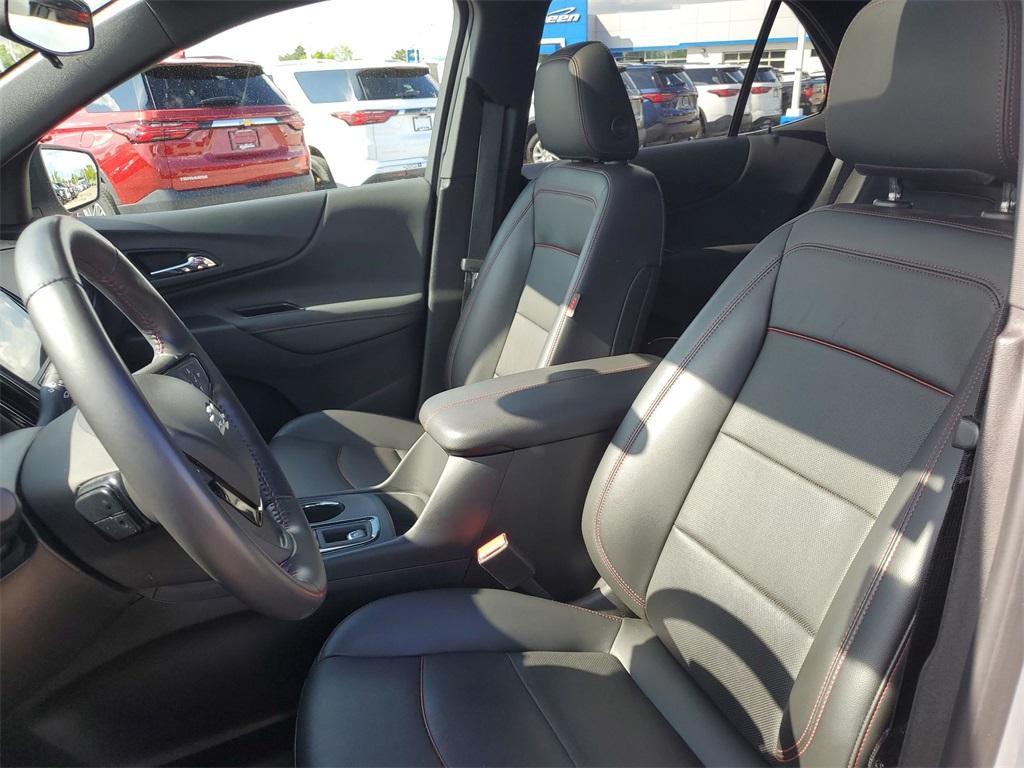 used 2022 Chevrolet Equinox car, priced at $25,200
