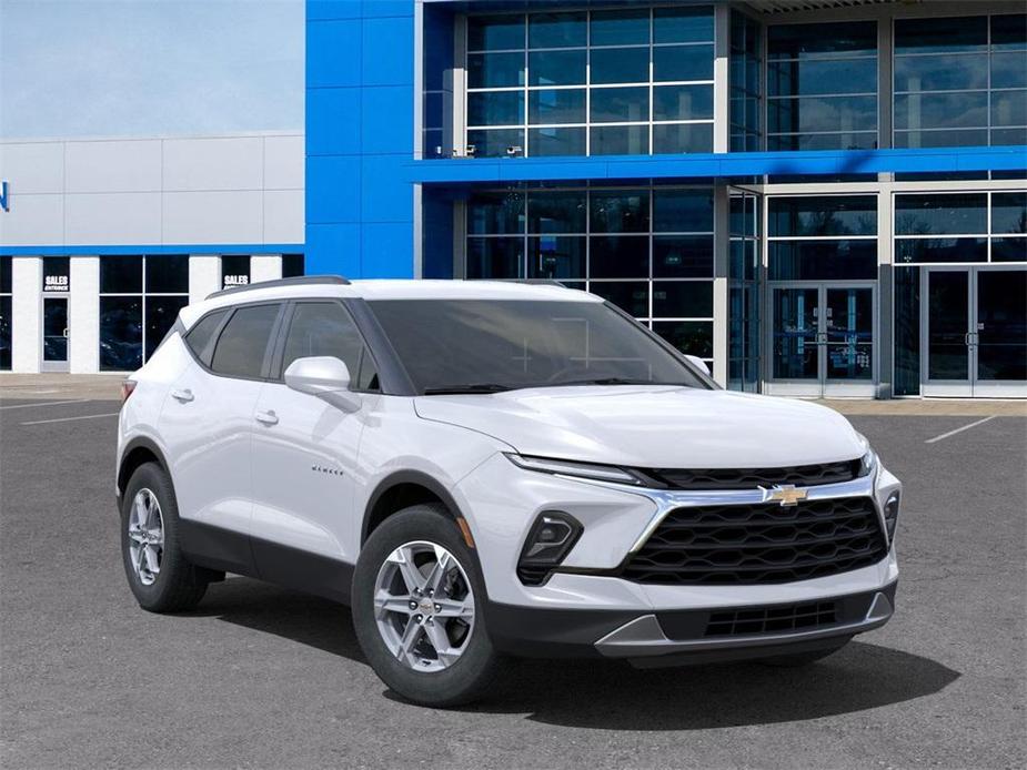 new 2025 Chevrolet Blazer car, priced at $36,116