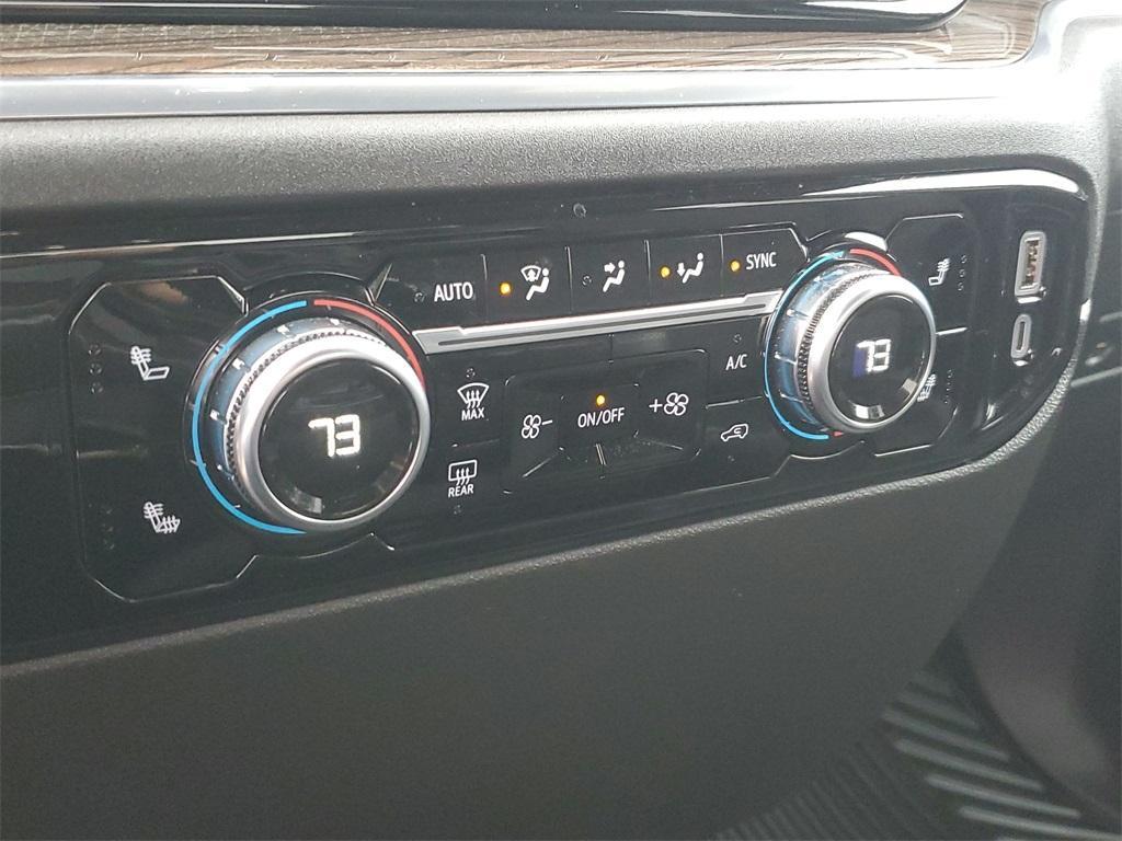 used 2023 GMC Sierra 1500 car, priced at $38,700