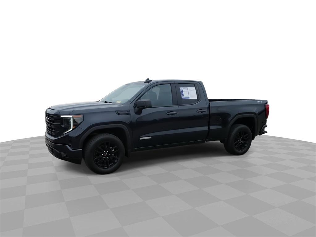 used 2023 GMC Sierra 1500 car, priced at $38,700