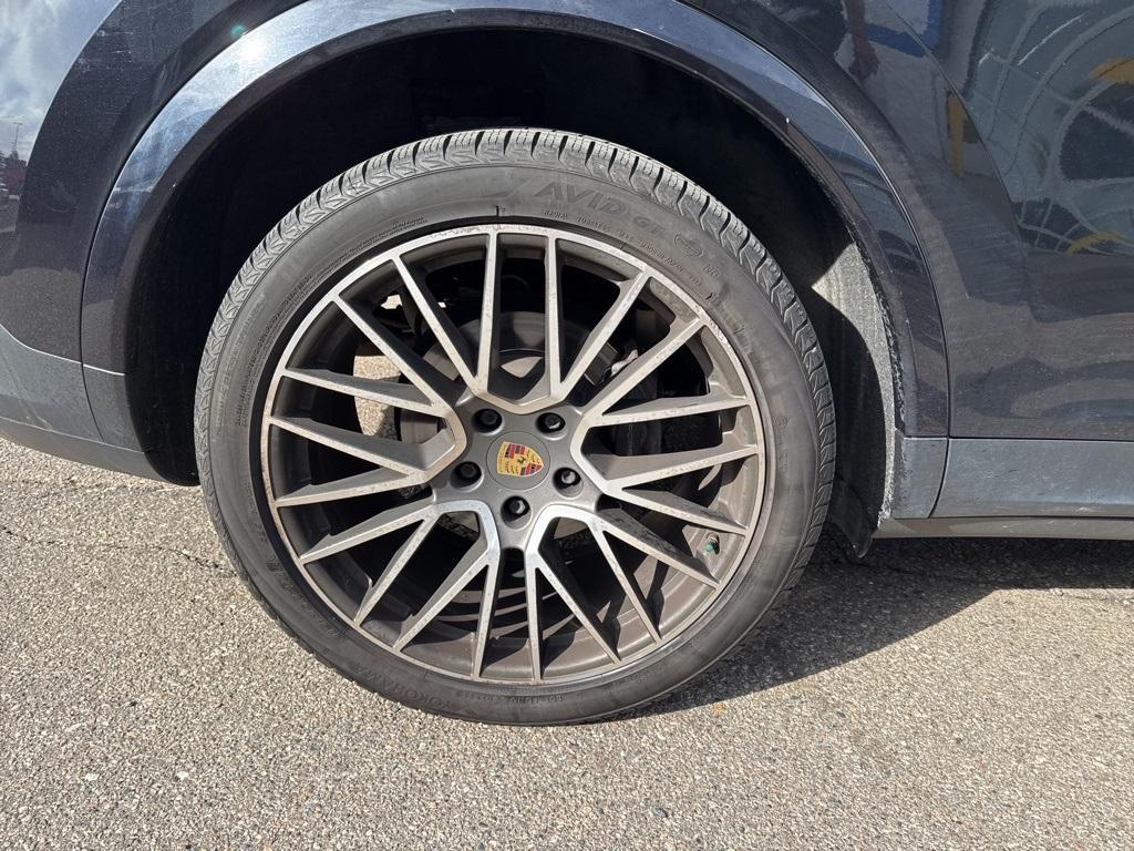 used 2021 Porsche Cayenne car, priced at $50,500