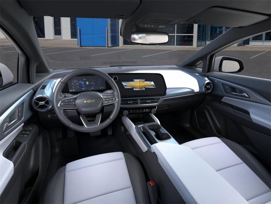 new 2025 Chevrolet Equinox EV car, priced at $43,940