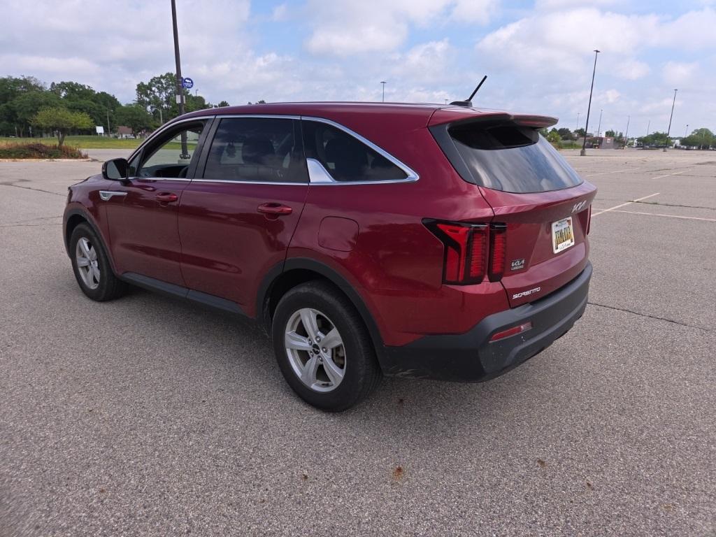 used 2023 Kia Sorento car, priced at $25,950