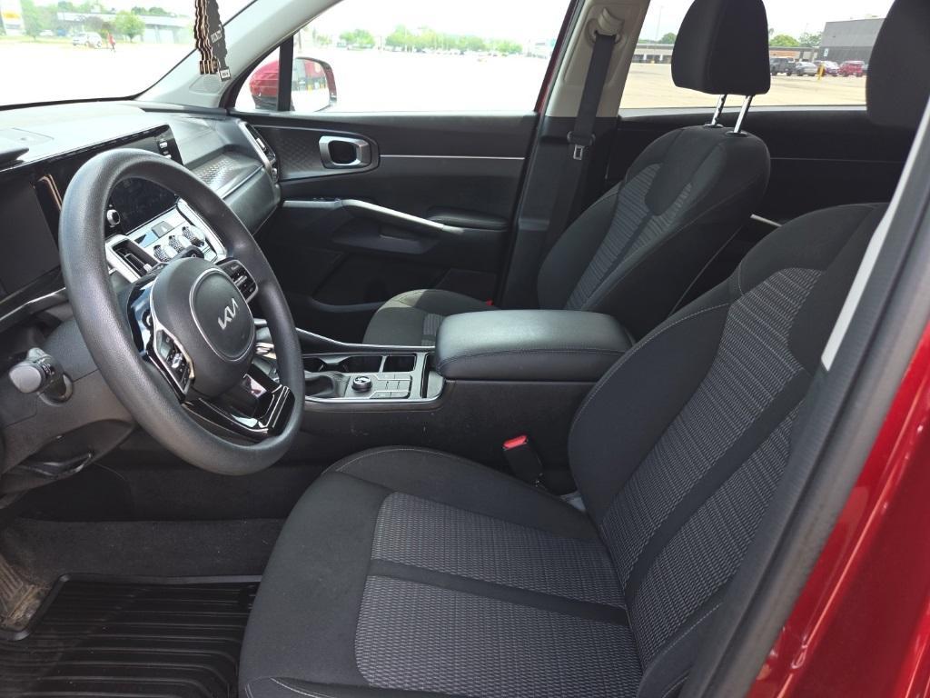 used 2023 Kia Sorento car, priced at $25,950