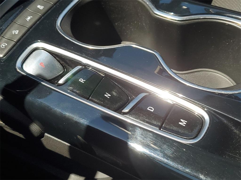 used 2021 Buick Envision car, priced at $25,253