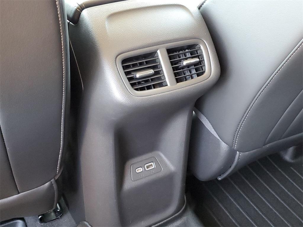 used 2021 Buick Envision car, priced at $25,253