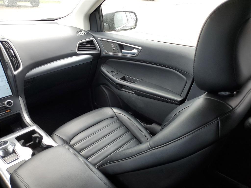 used 2022 Ford Edge car, priced at $22,600