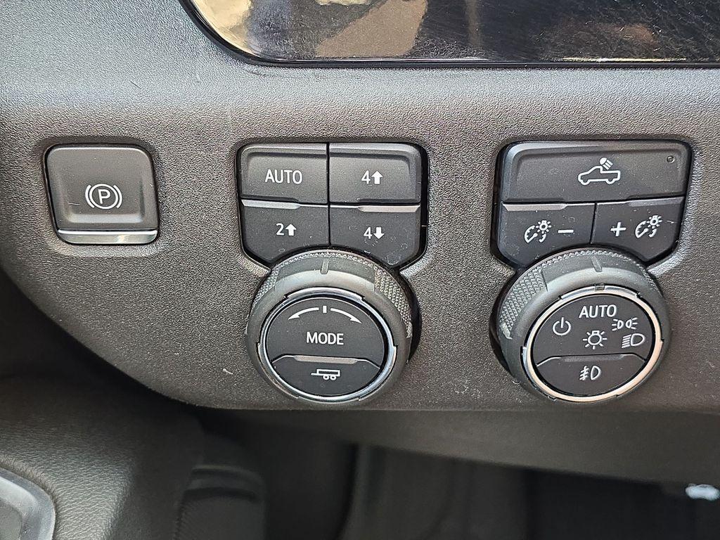 used 2024 Chevrolet Silverado 2500 car, priced at $49,900