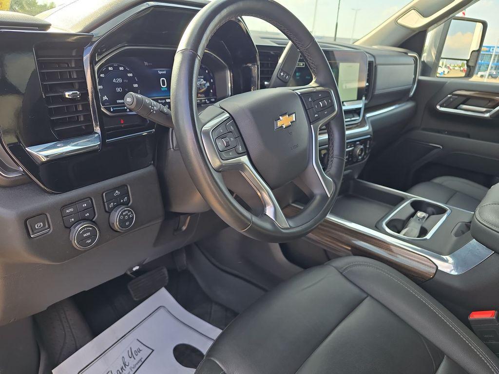 used 2024 Chevrolet Silverado 2500 car, priced at $49,900