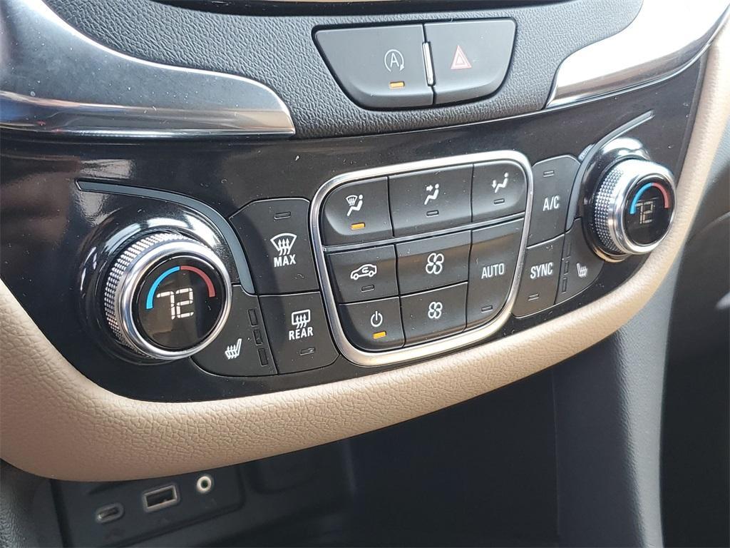 used 2022 Chevrolet Equinox car, priced at $25,500