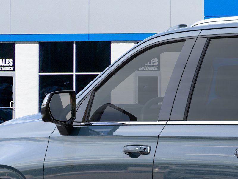 new 2025 Chevrolet Suburban car, priced at $78,375