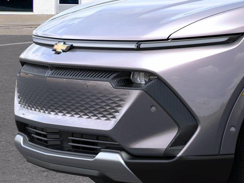 used 2025 Chevrolet Equinox EV car, priced at $37,290
