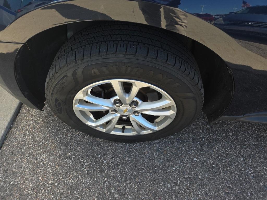 used 2017 Chevrolet Equinox car, priced at $11,950