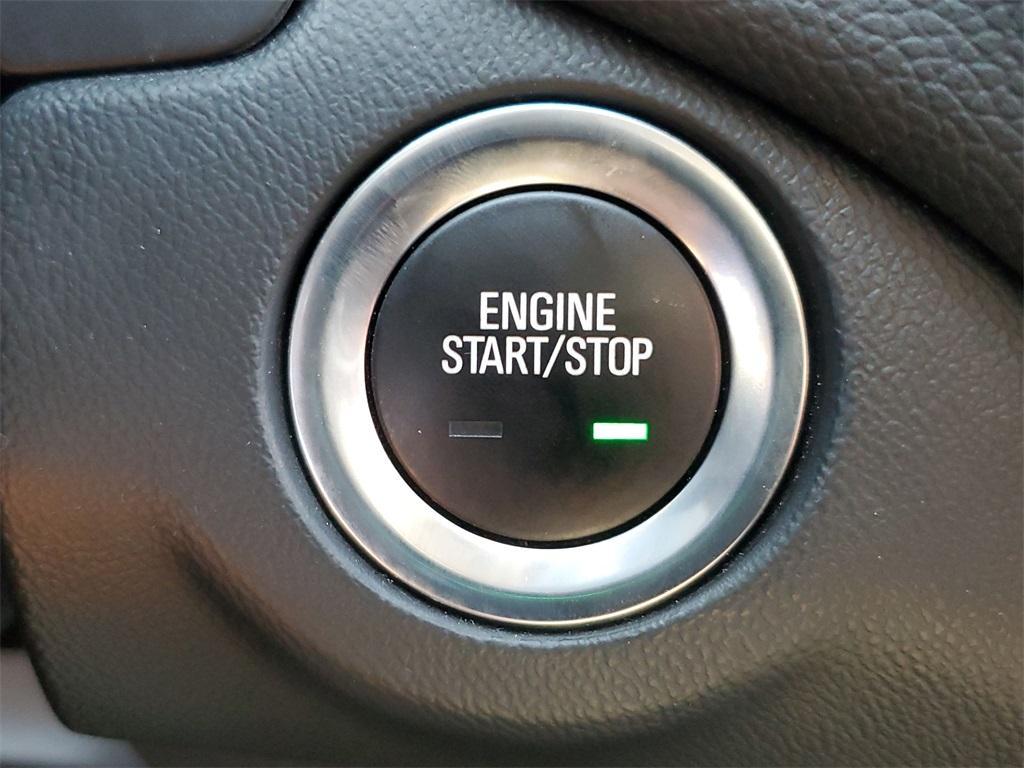 used 2022 Chevrolet Equinox car, priced at $22,150