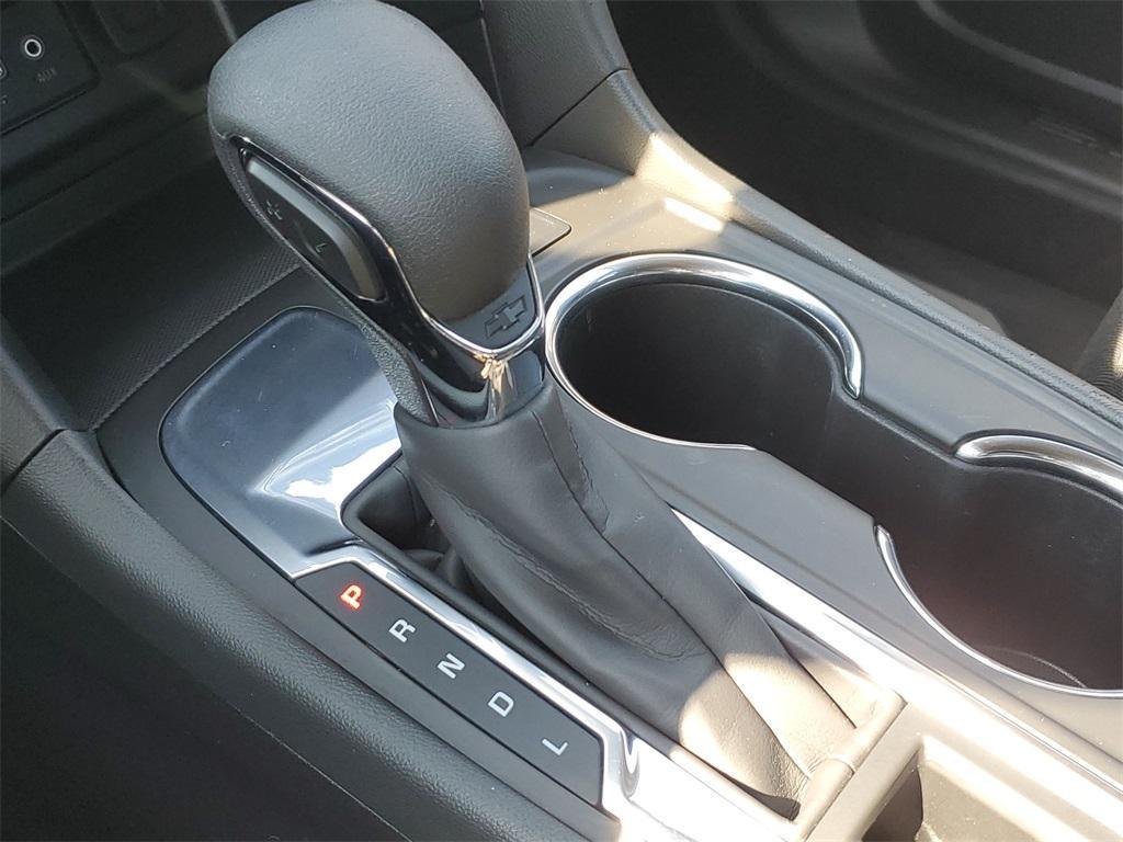 used 2022 Chevrolet Equinox car, priced at $22,150