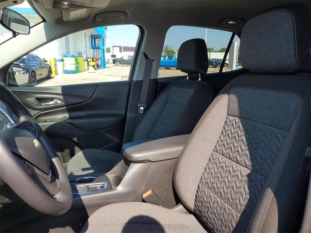 used 2022 Chevrolet Equinox car, priced at $22,150