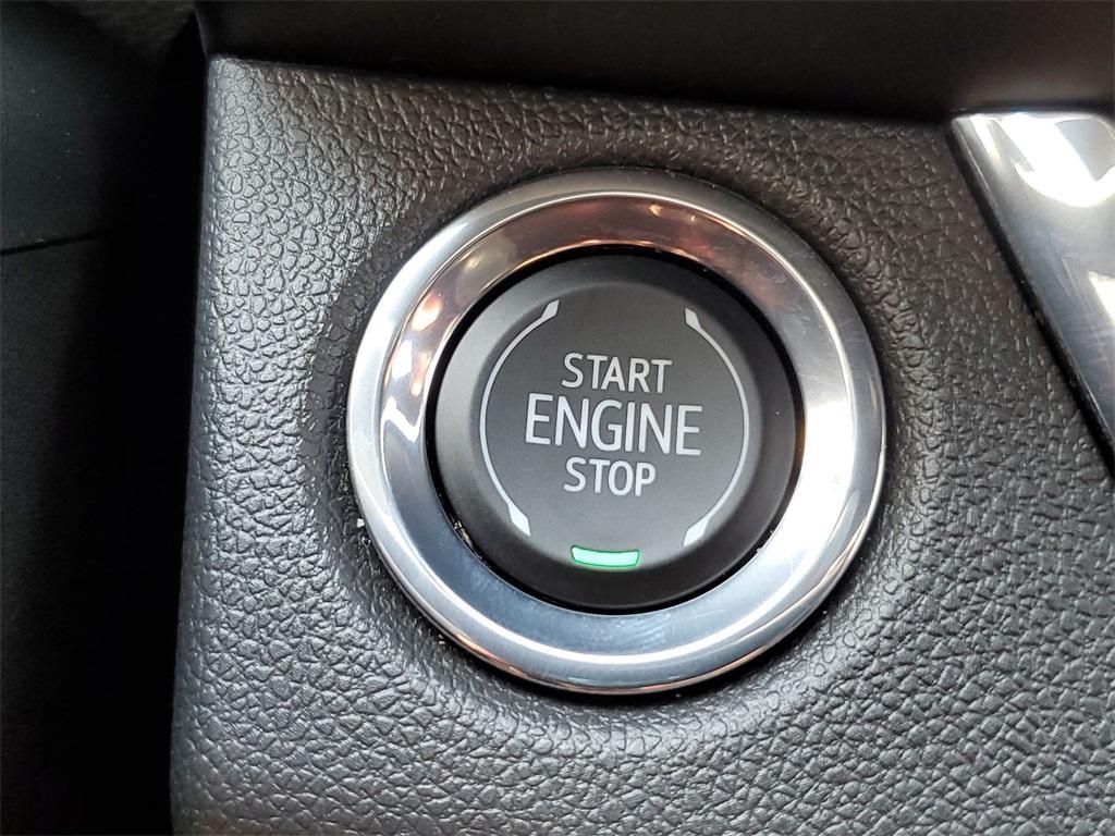 used 2025 Buick Envista car, priced at $25,000
