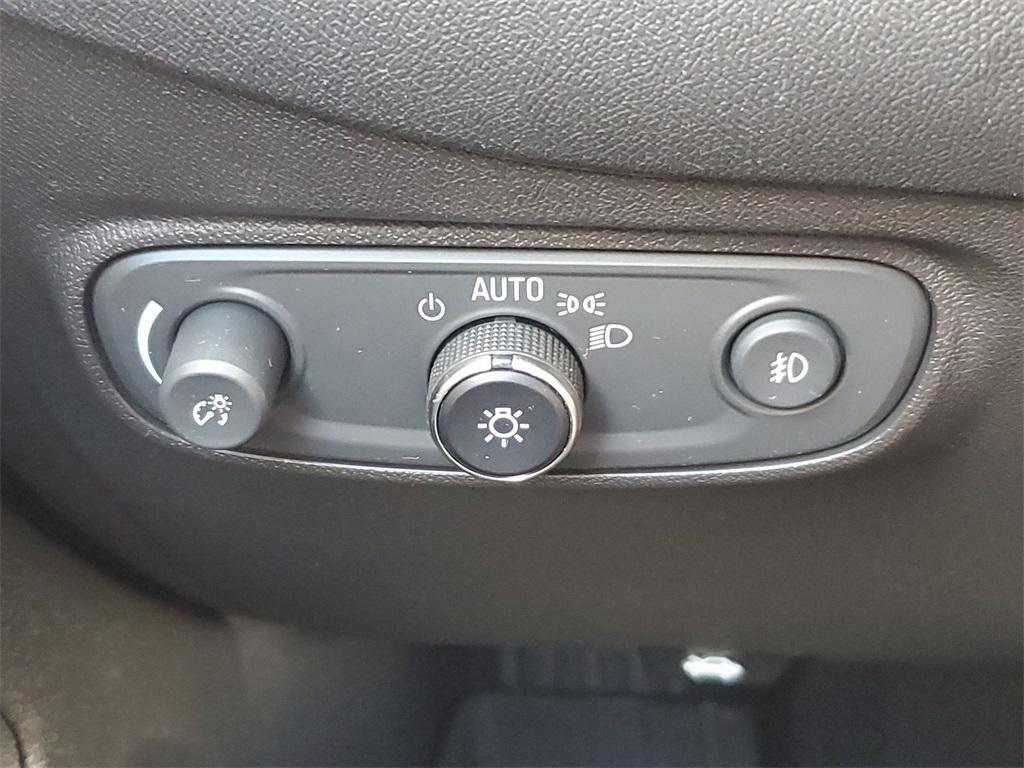 used 2023 Chevrolet Equinox car, priced at $26,000