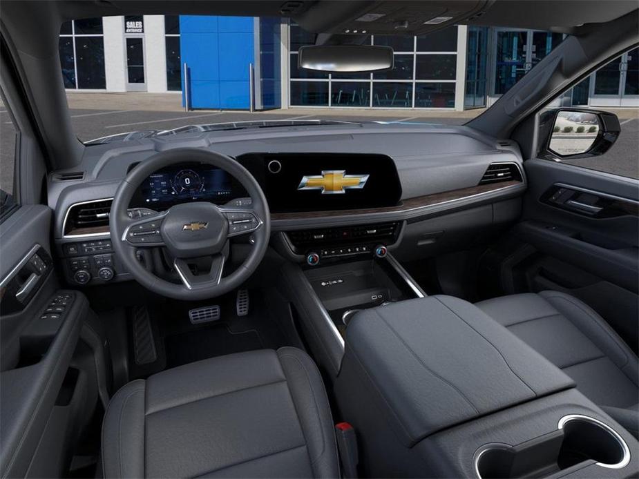 new 2025 Chevrolet Suburban car, priced at $68,630