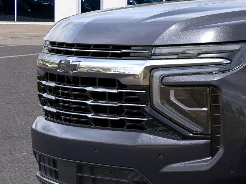 new 2025 Chevrolet Suburban car, priced at $68,630