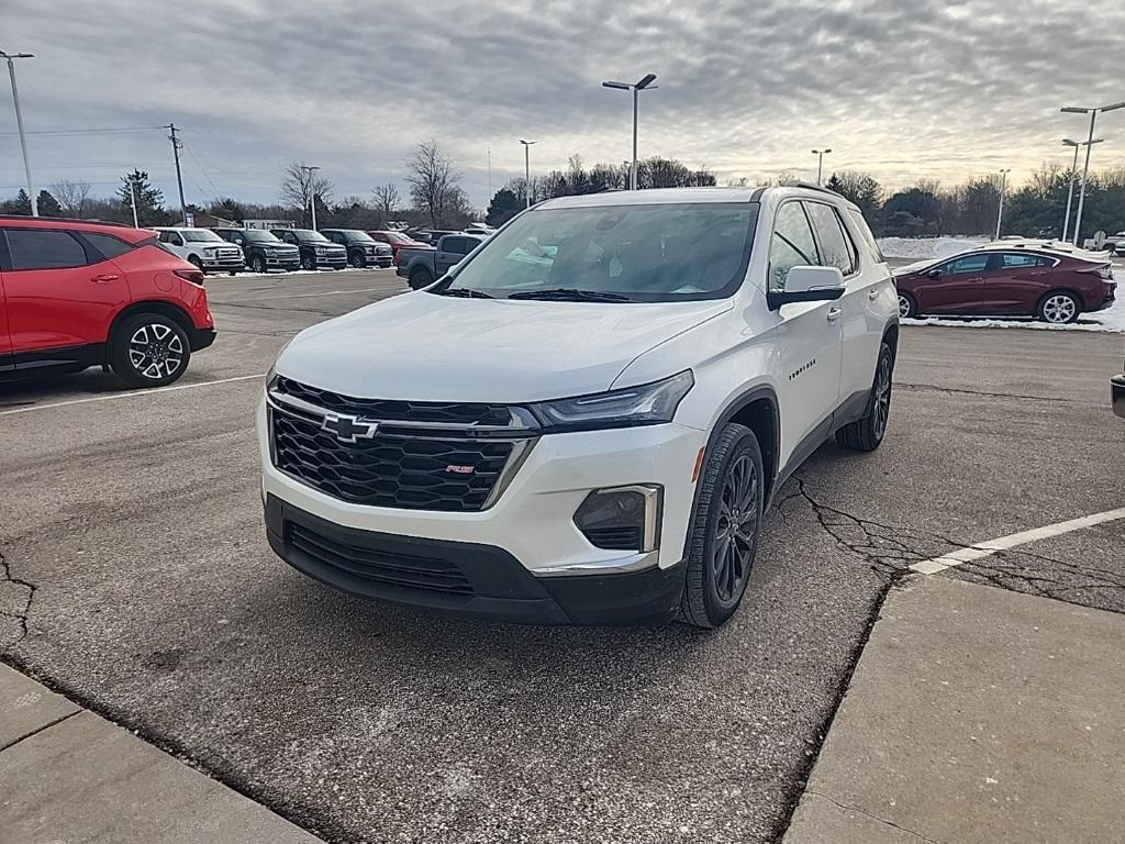 used 2023 Chevrolet Traverse car, priced at $37,880