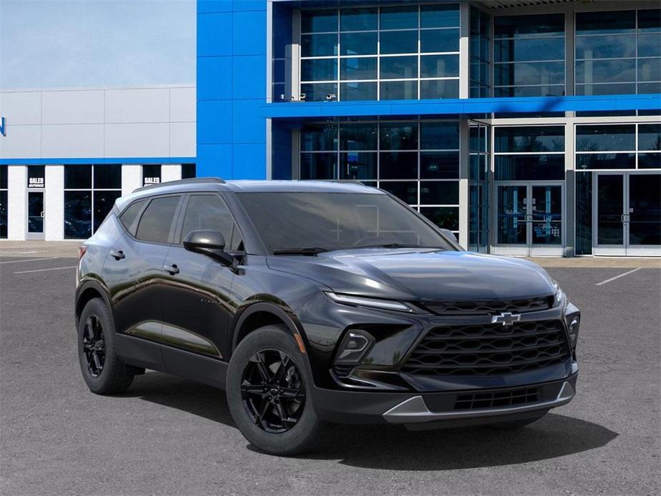 new 2025 Chevrolet Blazer car, priced at $39,436