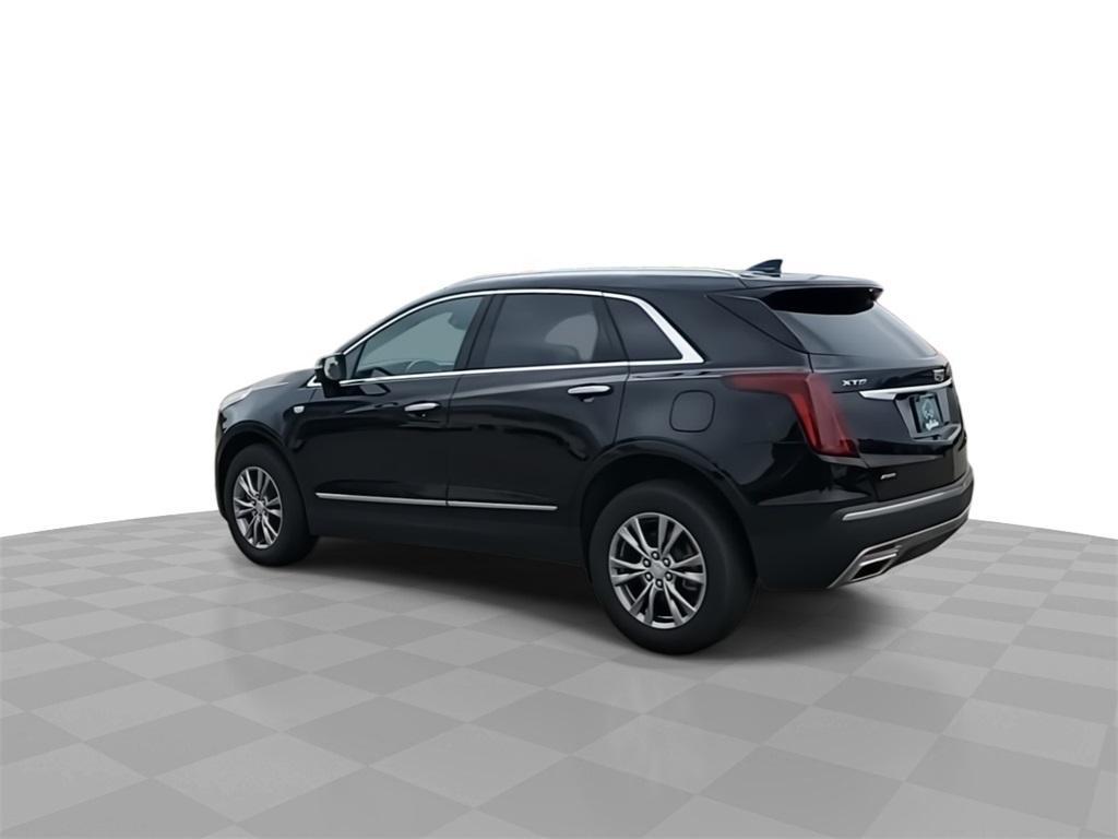 used 2022 Cadillac XT5 car, priced at $35,900
