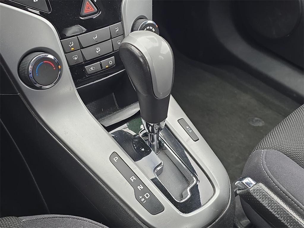 used 2012 Chevrolet Cruze car, priced at $5,550