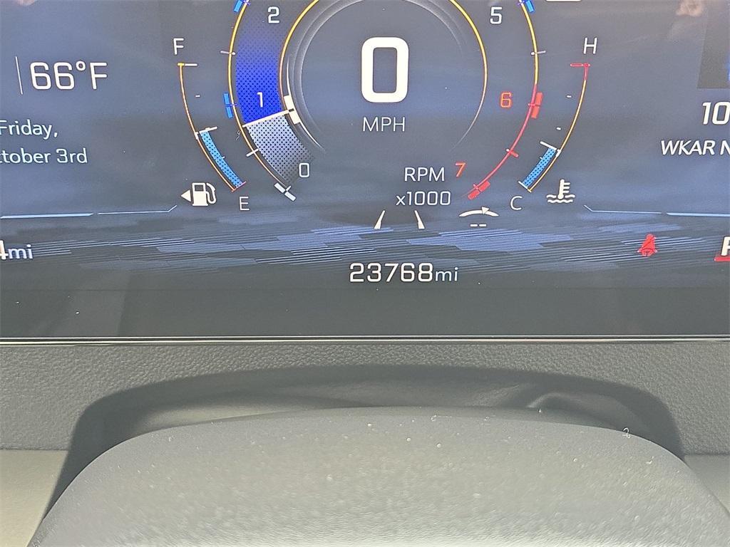 used 2024 Chevrolet Traverse car, priced at $35,710