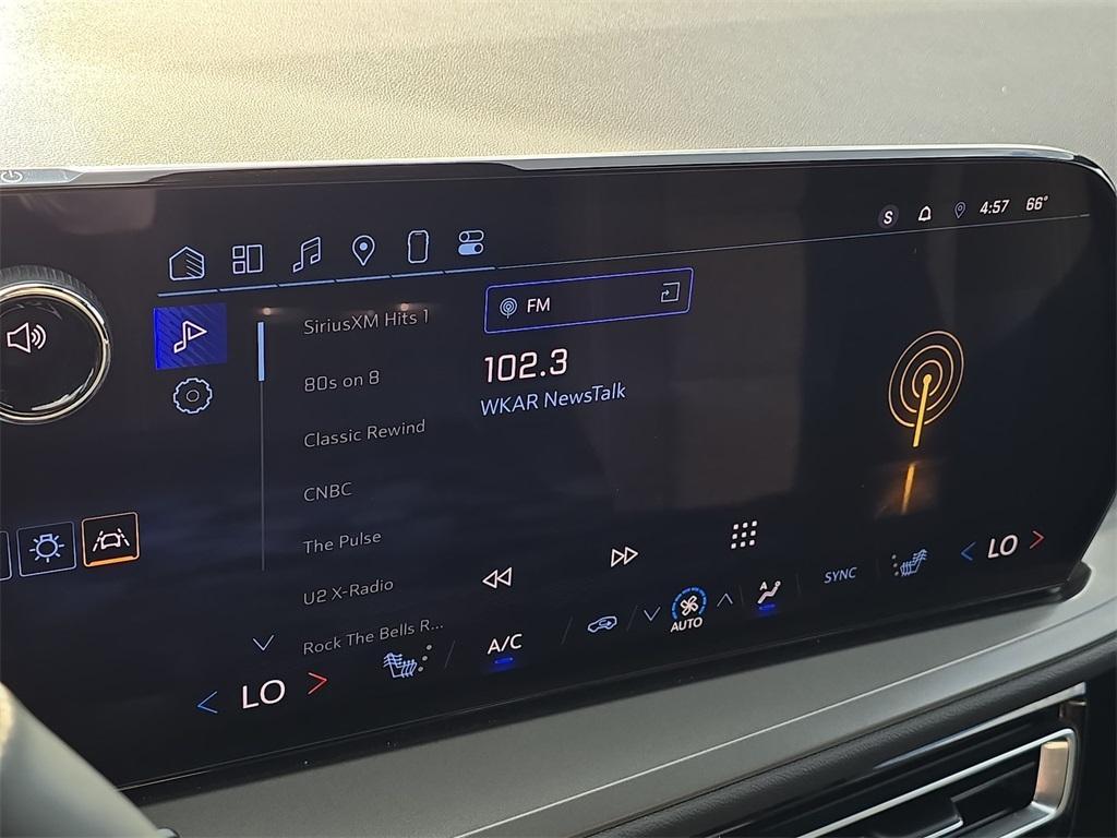 used 2024 Chevrolet Traverse car, priced at $35,710