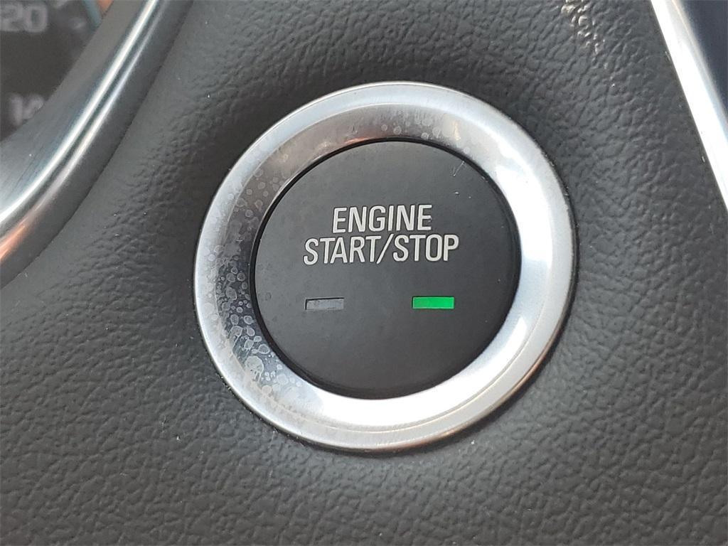 used 2023 Chevrolet Traverse car, priced at $36,200