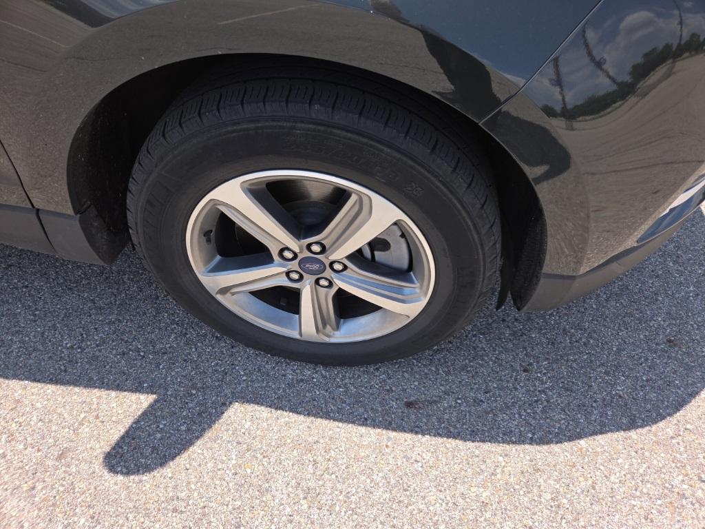 used 2022 Ford Edge car, priced at $23,950