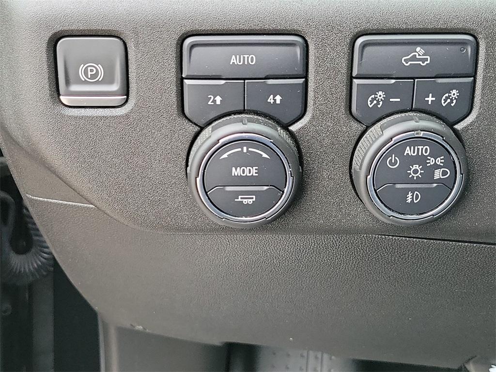 used 2022 Chevrolet Silverado 1500 car, priced at $43,950