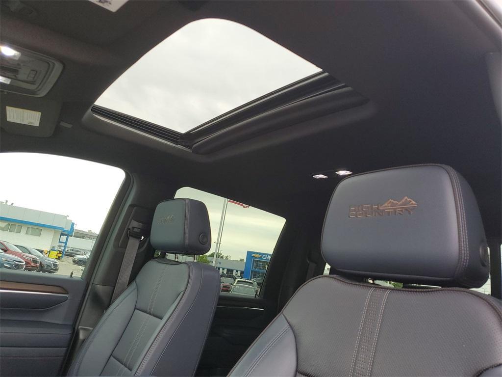 used 2024 Chevrolet Silverado 2500 car, priced at $62,900
