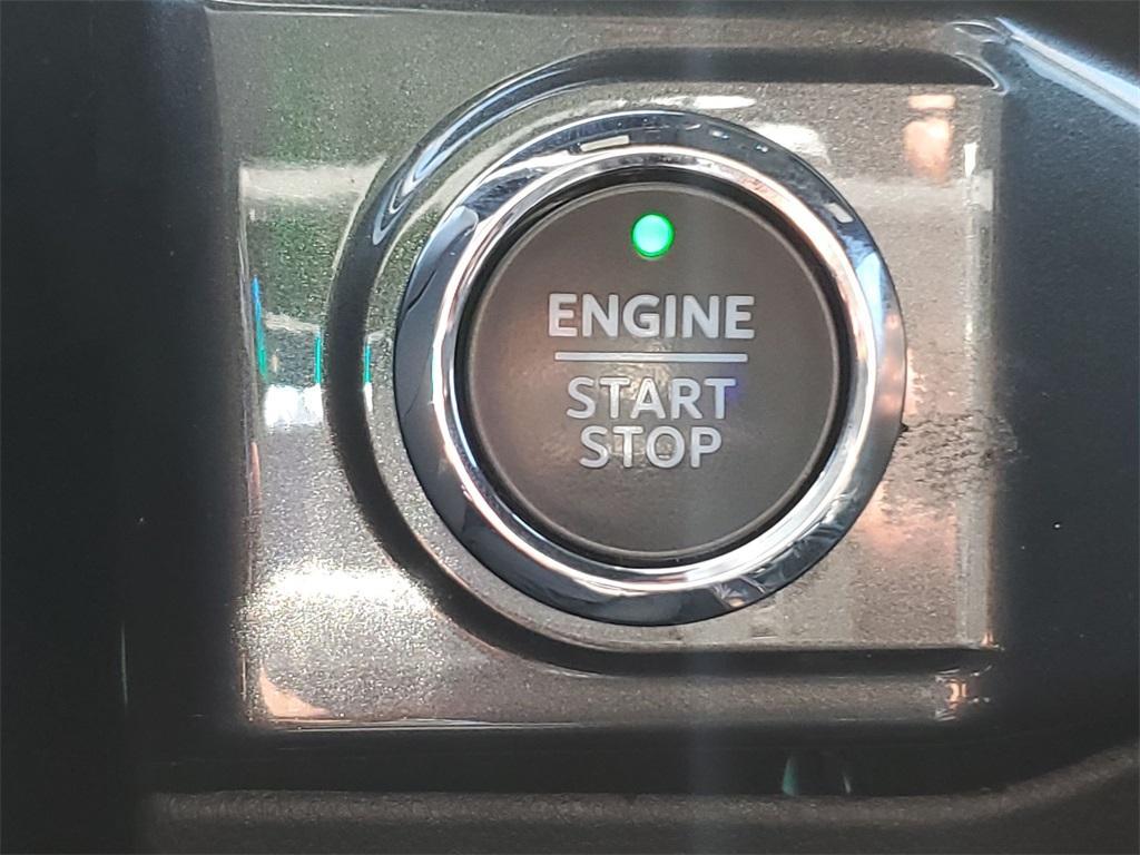 used 2022 Ford F-150 car, priced at $38,100