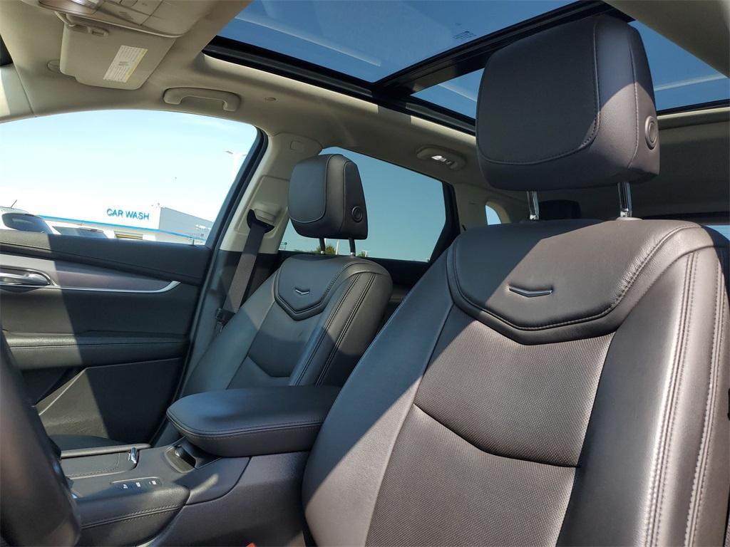 used 2019 Cadillac XT5 car, priced at $17,400