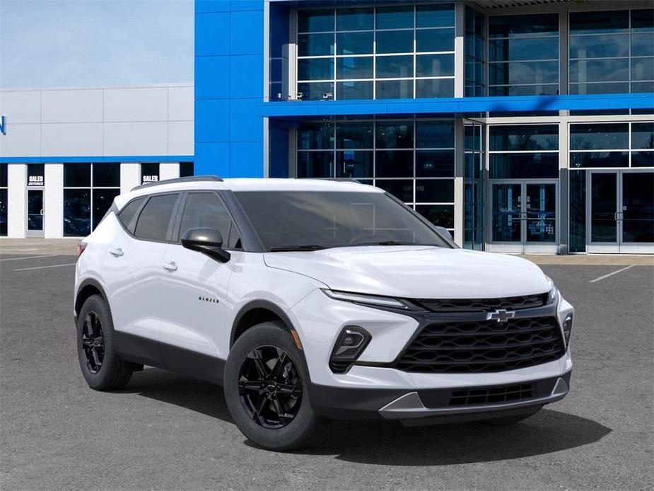 new 2025 Chevrolet Blazer car, priced at $37,553