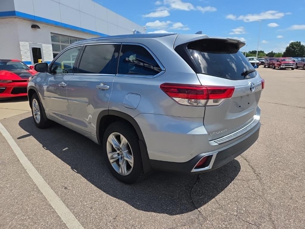 used 2017 Toyota Highlander Hybrid car, priced at $23,500