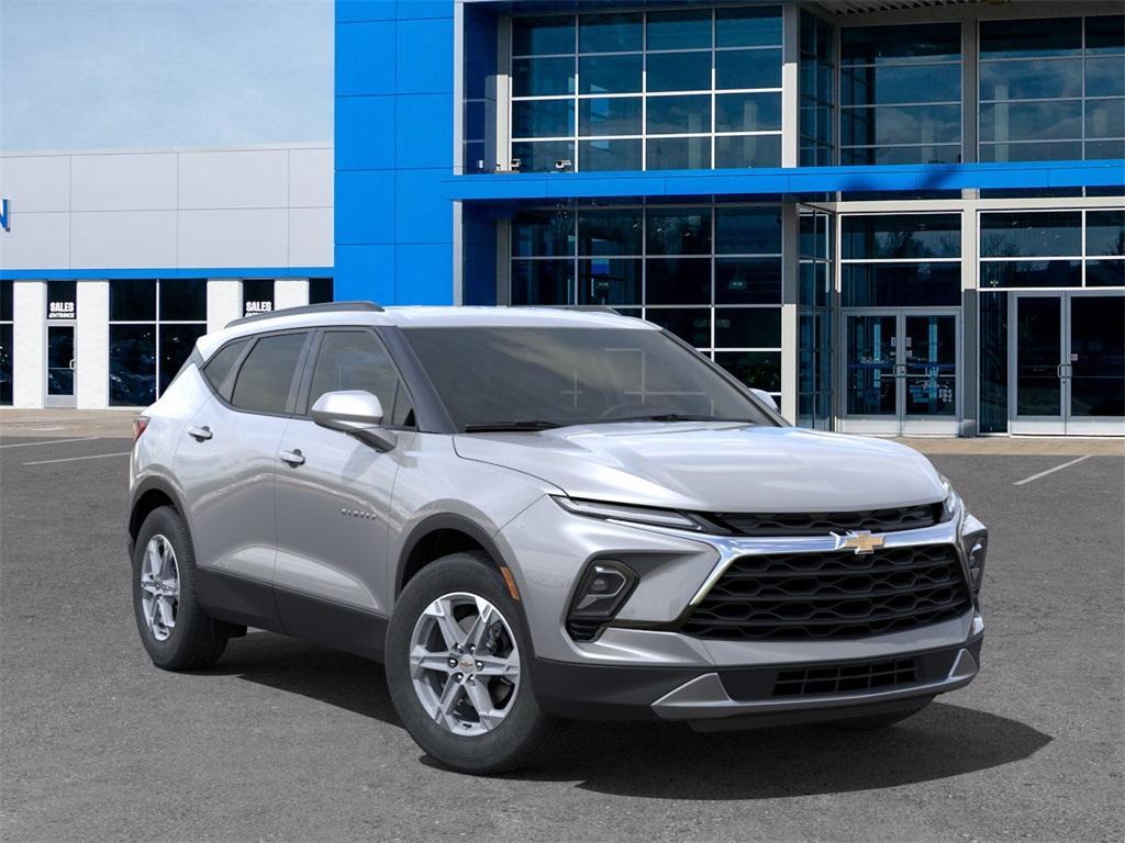 new 2025 Chevrolet Blazer car, priced at $38,589