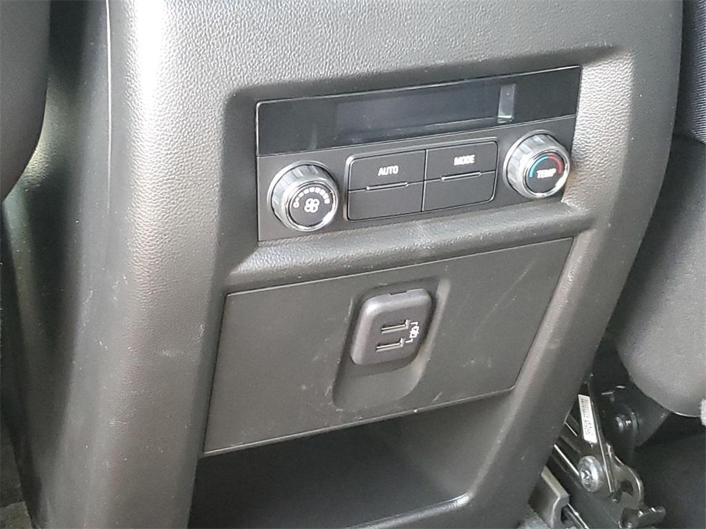 used 2023 Chevrolet Traverse car, priced at $33,750