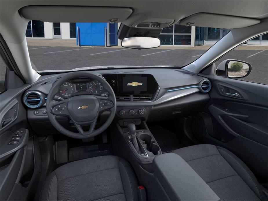 new 2025 Chevrolet Trax car, priced at $22,165